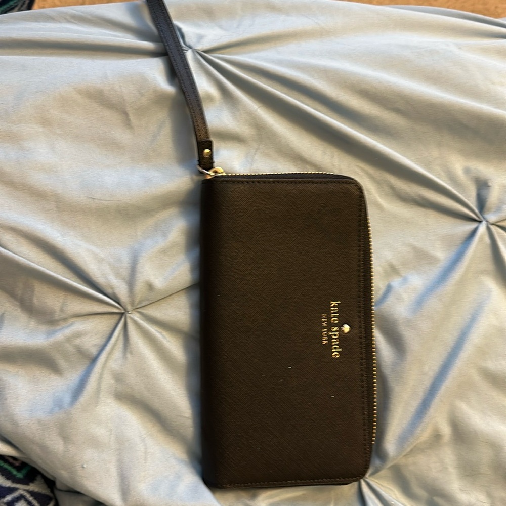 Kate spade wristlet